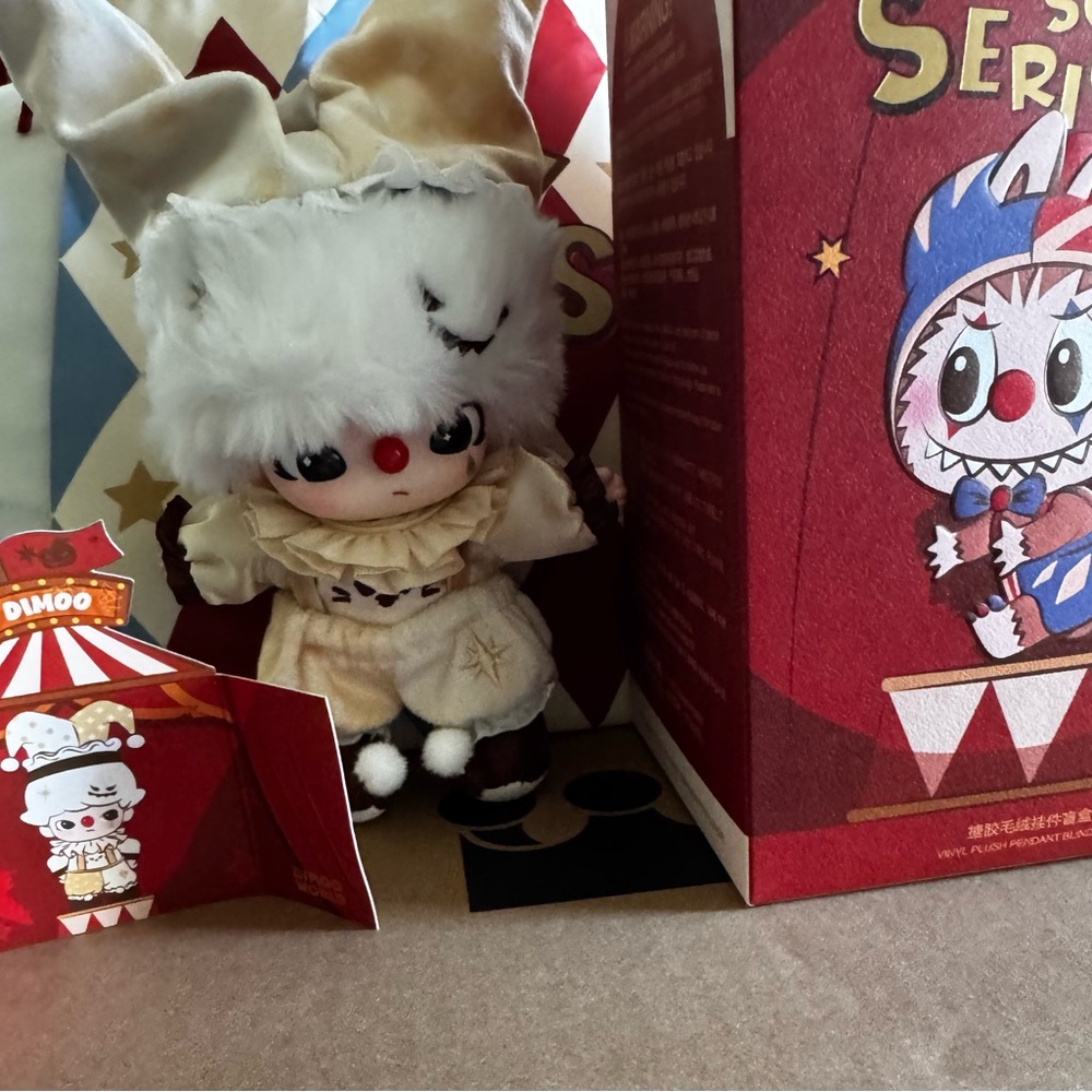 Pop Mart Why so Serious Lumino Feast - New/open box